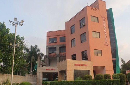 Jhansi Hotel | Hotel Shrinath Palace
