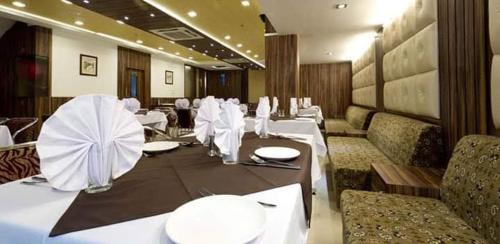 Malviya Nagar Hotel | Hotel Siddharth palace