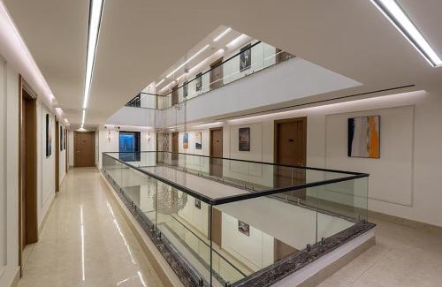 Delhi Hotel | Hotel Signature Golf Course Road