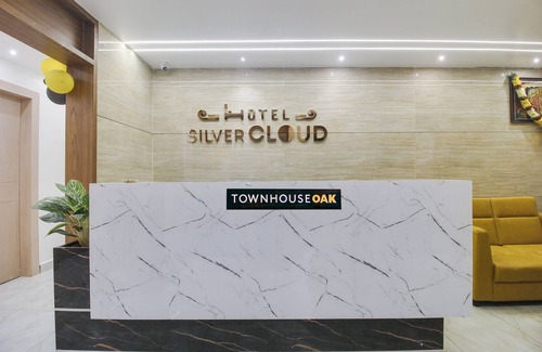 Hanmakonda Hotel | Hotel Silver Cloud