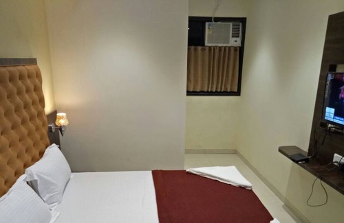 Prabhadevi Hotel | Hotel Silver Elite
