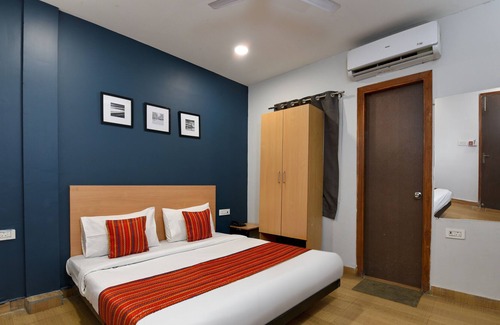 Pashim Vihar Hotel | Hotel Silver Saffron