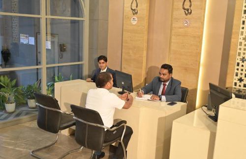 Raipur Hotel | Hotel Simran - Raipur Junction