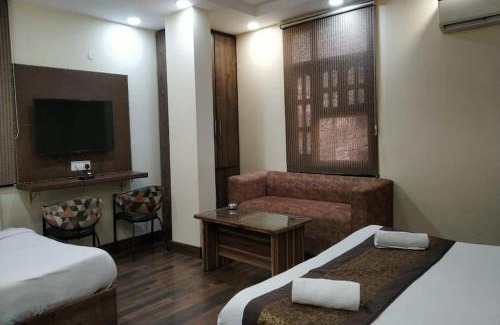 Karol Bagh Hotel | HOTEL SINGH CONTINETAL