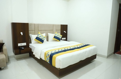 Khandwa Hotel | Hotel Singhnature