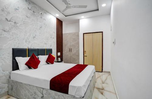 JP Nagar Hotel | HOTEL SKY BLUE AND SUITEs