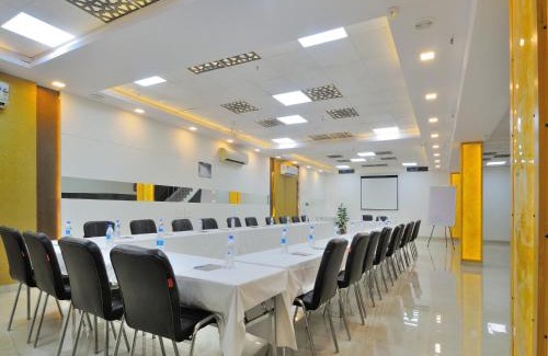 Karol Bagh Hotel | Hotel Sky Rich International - Just a min walk from Karol Bagh Metro Station