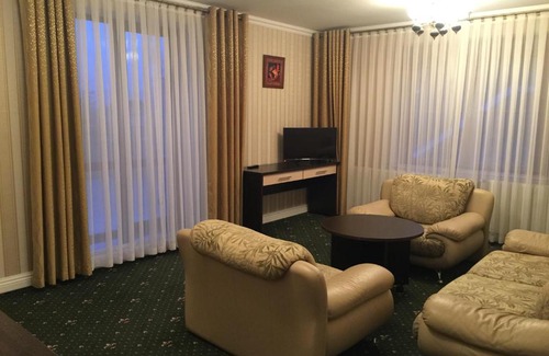 Malaya Tsarevshchina Hotel | Hotel Slavyanskaya Derevnya