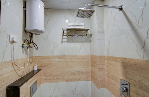 Aerocity Hotel | Hotel Smart Signature