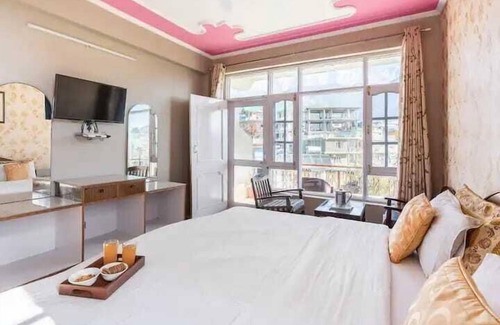 Naddi Hotel | Hotel Snow Crest Inn
