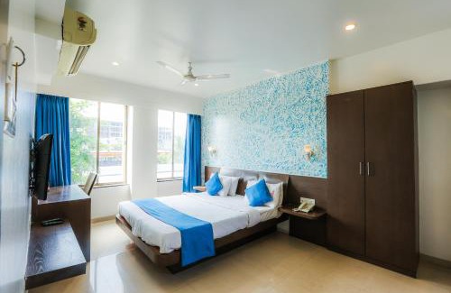 Phase 1 Hotel | Hotel Solitaire