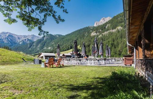 Molines-en-Queyras Hotel | Hotel Spa L'Equipe
