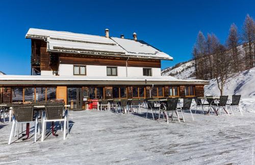 Molines-en-Queyras Hotel | Hotel Spa L'Equipe