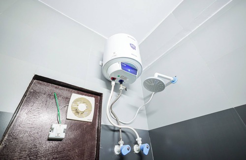 Baraula Hotel | Hotel Spark Inn | Near Motherhood Hospital