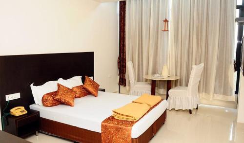 Solapur Hotel | Hotel Sri Kamal International