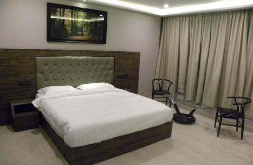 Chikkaballapur Hotel | Hotel Sri Sierra