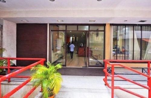 Shenoys Hotel | Hotel Srinivas