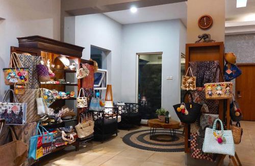 Magelang Hotel | Hotel Sriti Magelang