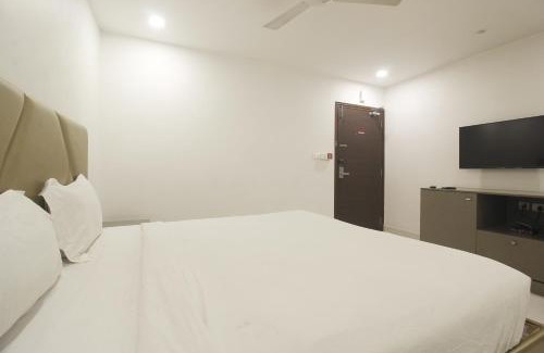 Hyderabad Hotel | Hotel SSR GRAND