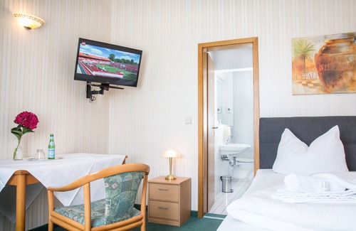 Jessen Hotel | Hotel Stadt Berlin Jessen