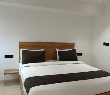 D6 Hotel | Hotel Star City Delhi -Free Airport Pickup