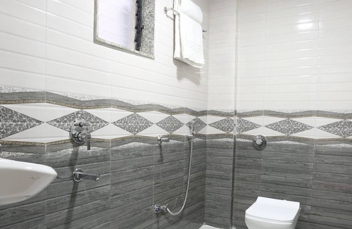 Amarnath Hotel | Hotel Star Inn
