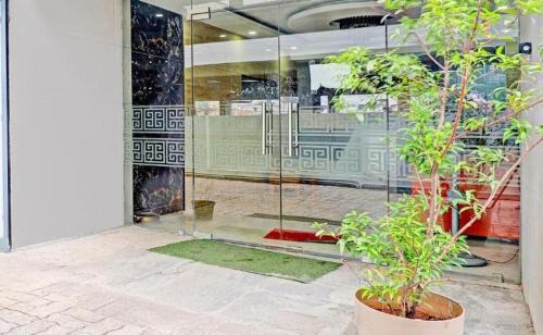 Manapakkam House | Hotel Starlight Chennai near DLF,L&T,Miot,Tradecenter,Ramachandra medical coll