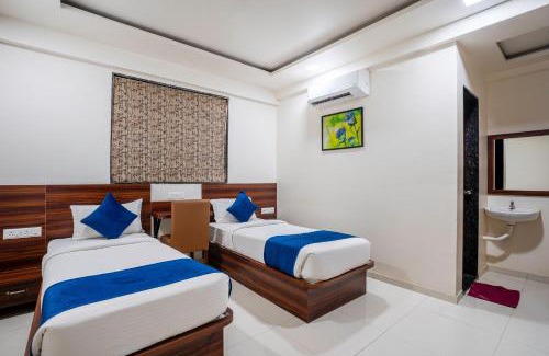 Kharadi Bed & Breakfast | Hotel StayBird - Nest, Kharadi
