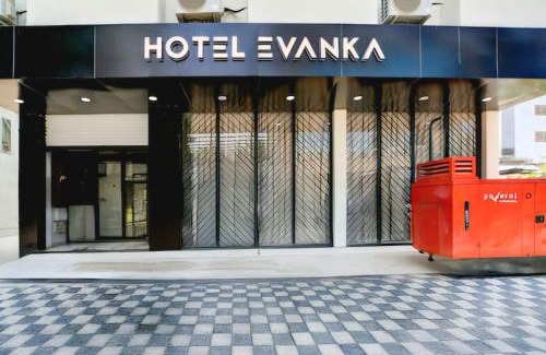 Indore Hotel | Hotel Stayzy Evanka Brilliant Convention