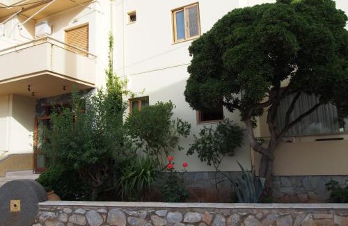 Lefktron House | HOTEL STOUPA