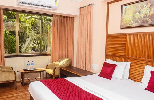Vile Parle East Hotel | Hotel Subhash