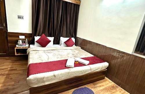 Pelling Hotel | Hotel Sudarshan