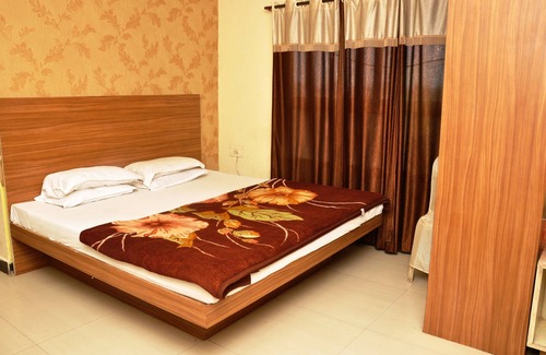 Maharana Pratap Nagar Hotel | Hotel Sudarshan Palace