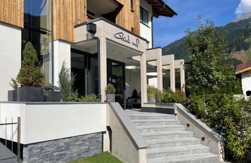 Mayrhofen Hotel | Hotel & Suites Glück Auf