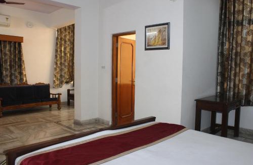 Adarsh Nagar Bed & Breakfast | Hotel Sukhvilas