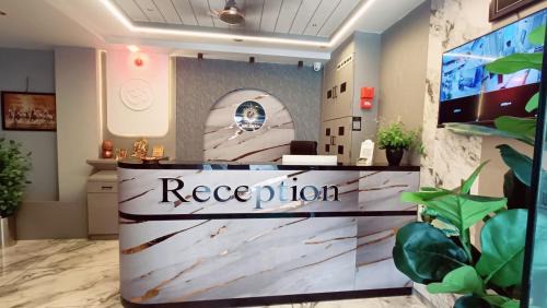 Ellis Bridge Hotel | Hotel Sun PLaza