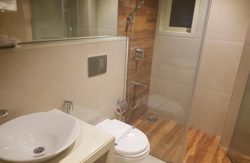 Wellington Pier Hotel | Hotel Suncity Apollo