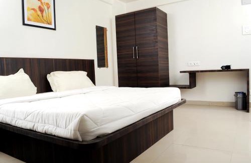 Hadapsar Hotel | Hotel Suresh Inn