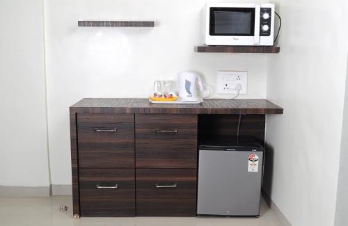 Hadapsar Hotel | Hotel Suresh Inn