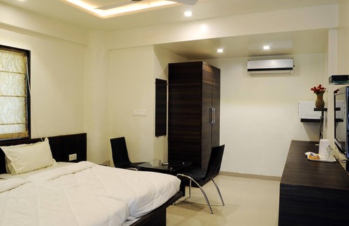 Hadapsar Hotel | Hotel Suresh Inn
