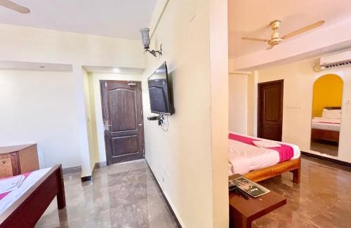 Puri Hotel | Hotel Surya Beach inn ! PURI near-sea-beach-and-temple fully-air-conditioned-hotel with-lift-and-parking-facility - 2