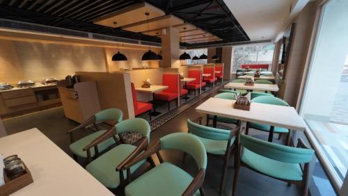Siliguri Hotel | HOTEL SURYA GRAND