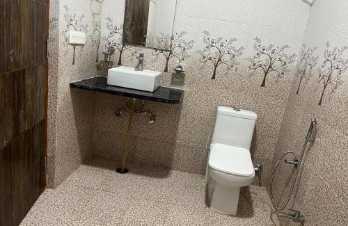 Mehandipur Hotel | Hotel Surya Inn