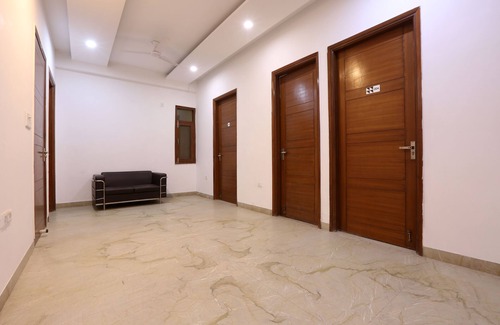 Sector 62 Hotel | Hotel Surya Palace