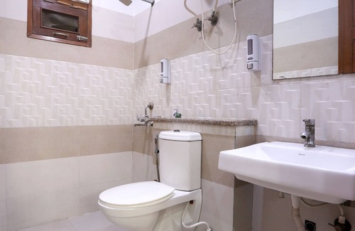 Sector 62 Hotel | Hotel Surya Palace