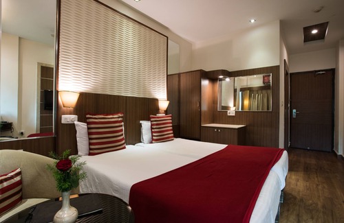Kota Hotel | Hotel Surya Royal