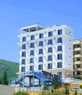 Becici House | Hotel Svarog