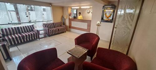 Deccan Gymkhana Hotel | Hotel Swaroop