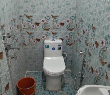 Indira Nagar Hotel | Hotel Swastik