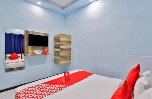 Navrangpura Hotel | Hotel Swell by Sky Stays